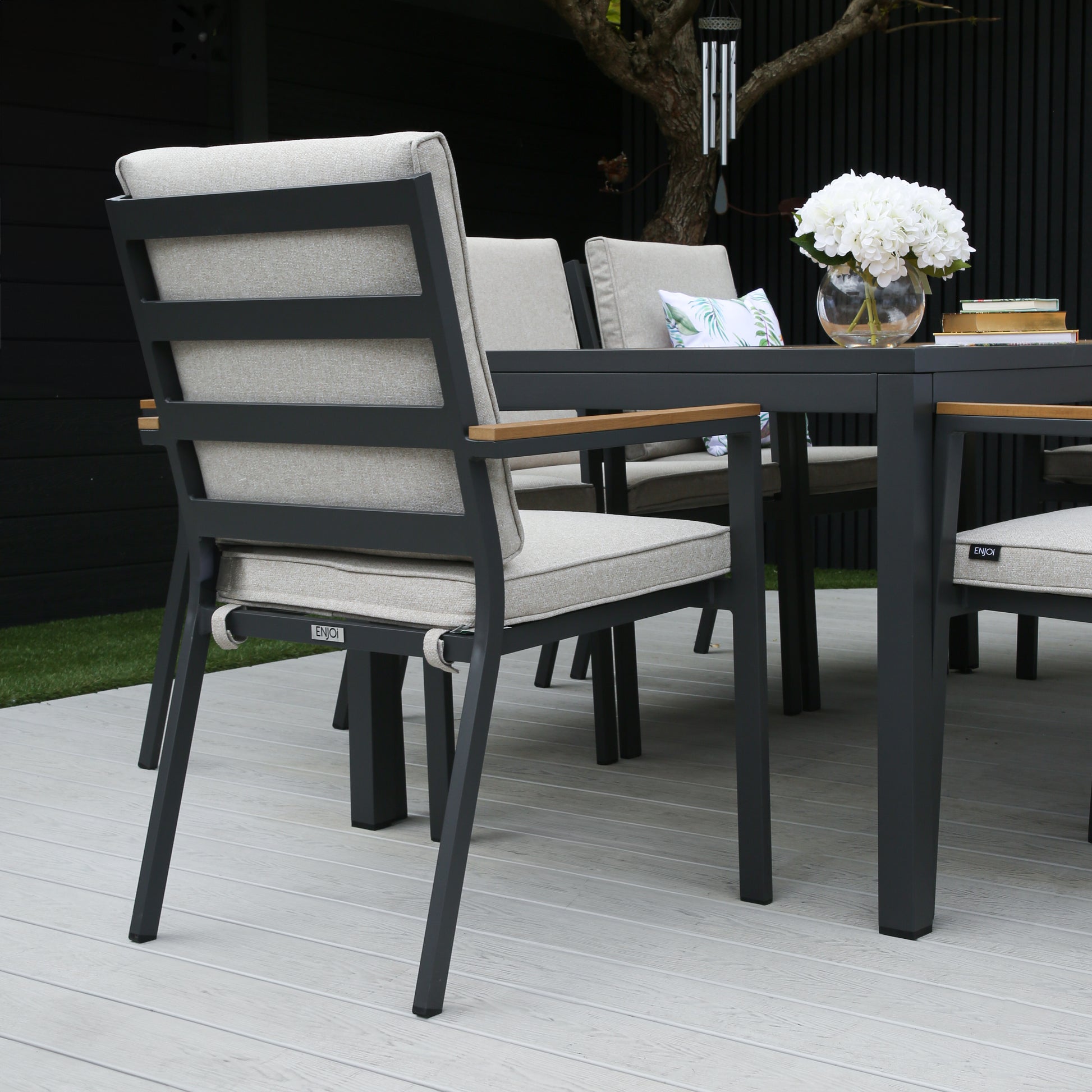 ENJOi Lisbon Eight Seat Set