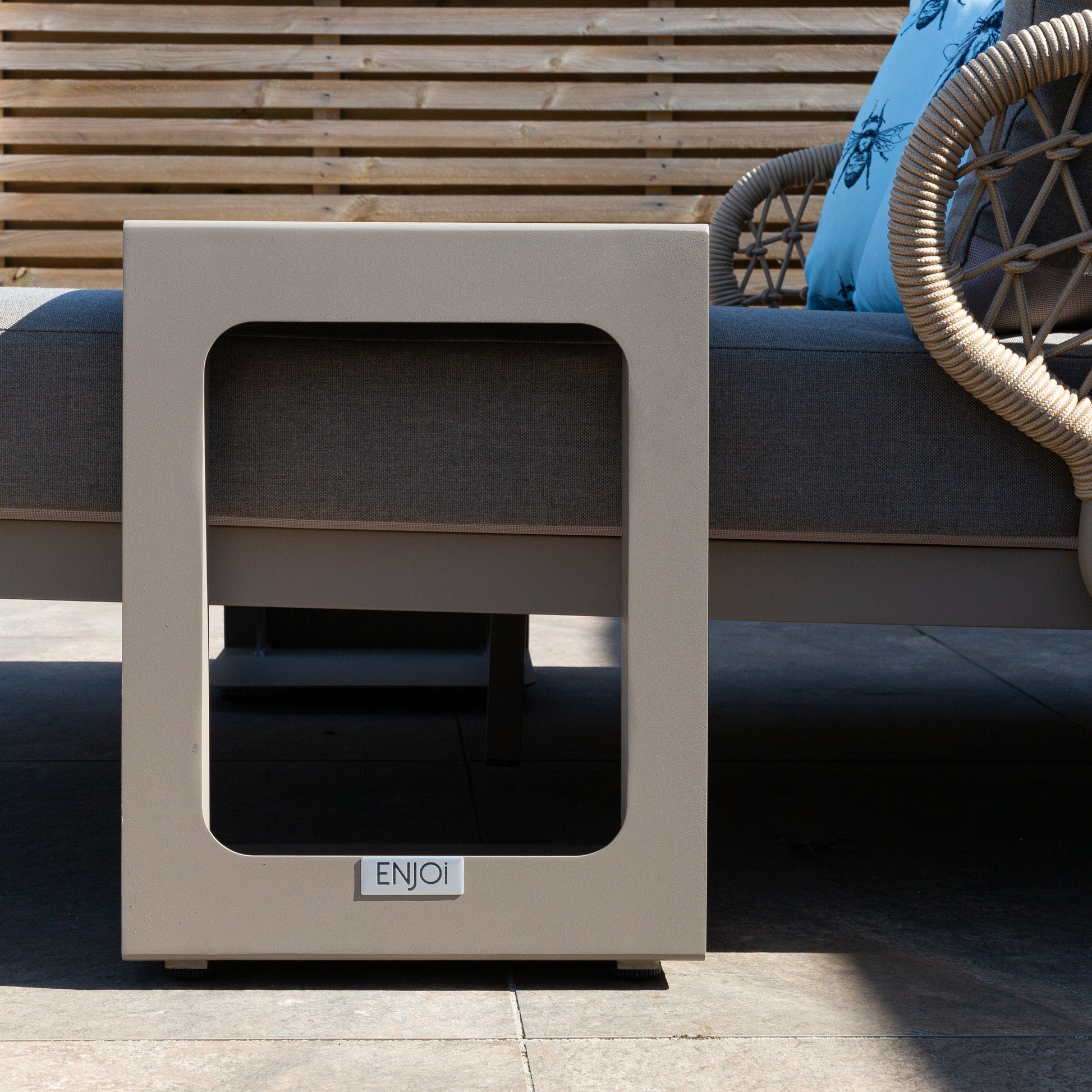 ENJOi Sydney Daybed with side table