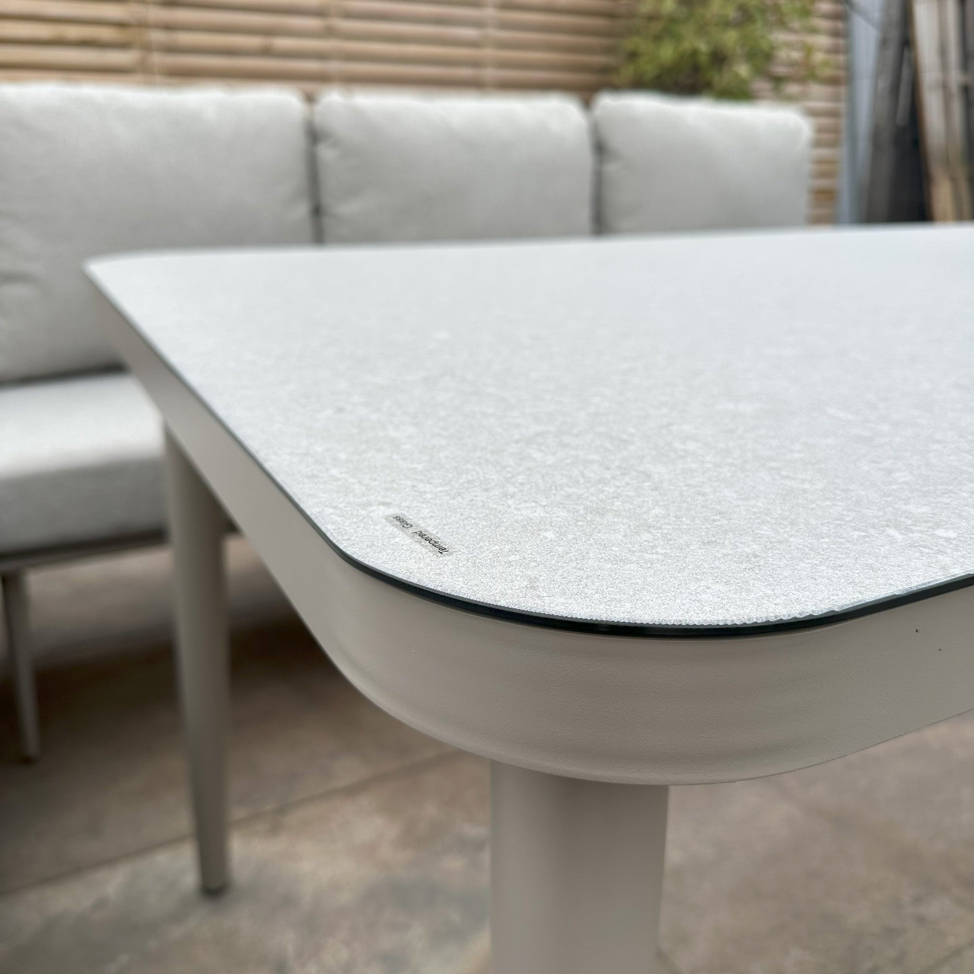 ENJOi Elegance Corner Set