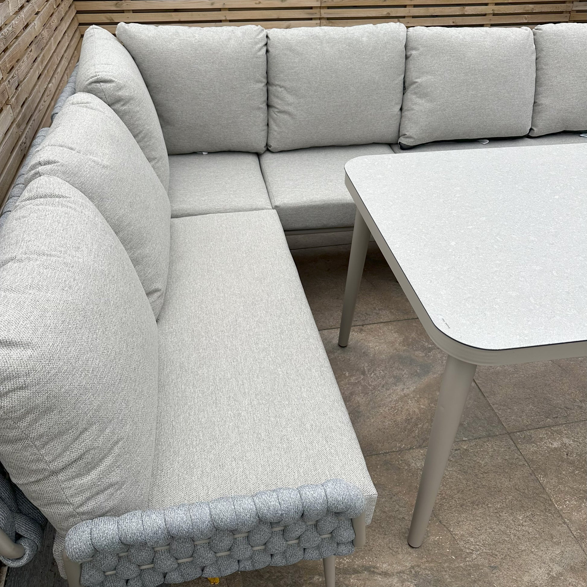 ENJOi Elegance Corner Set